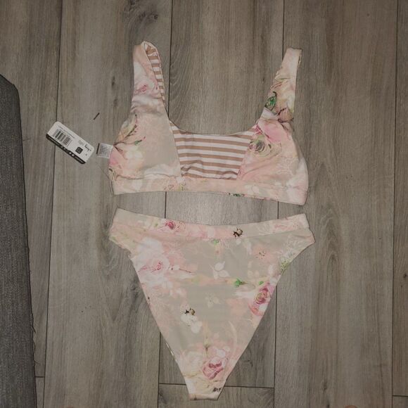 Dippin Daisy's Sz L Festival Scope Bikini Top - Picture 9 of 12